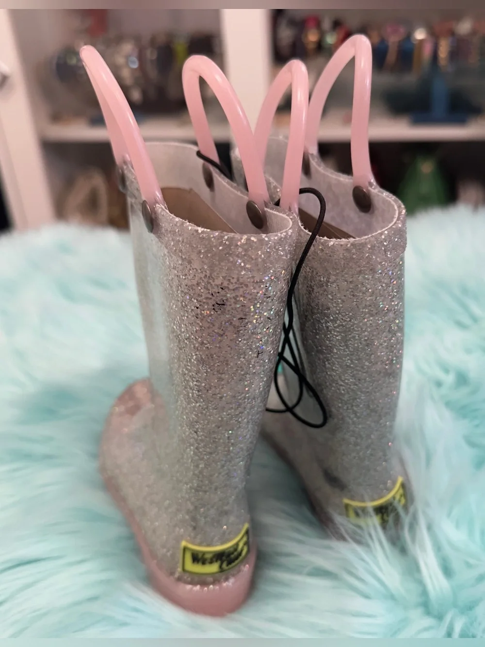 Toddler Girl Light Up Glitter Silver Rose Light Up Rain Boots Sz 6 NEW!  Flawed!